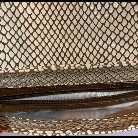 Burlier - Picture 8 of 10